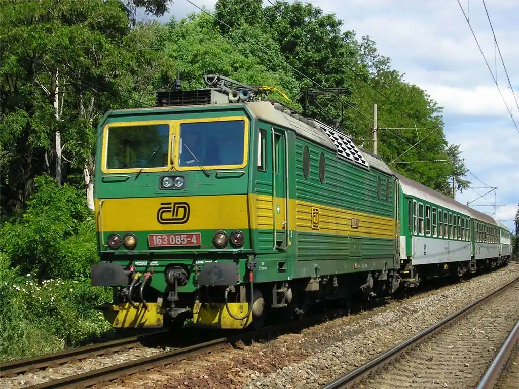 Lokomotiva Škoda řady S 499.3.